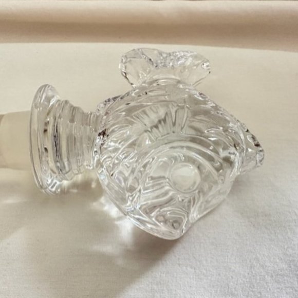 Mikasa Crystal Fish Top Bottle Stopper - Picture 5 of 6